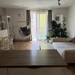 S Garazi A Balkonem 플젠