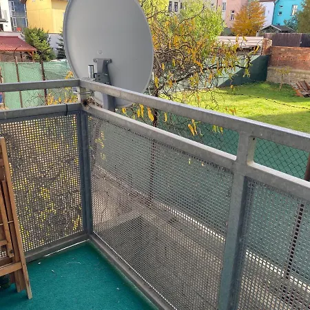 Appartement S Garazi A Balkonem