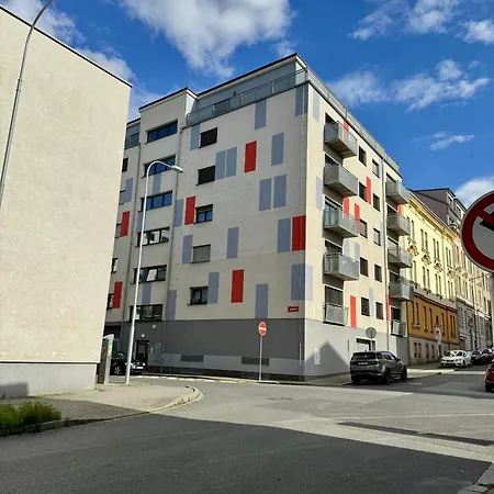 S Garazi A Balkonem * Plzeň